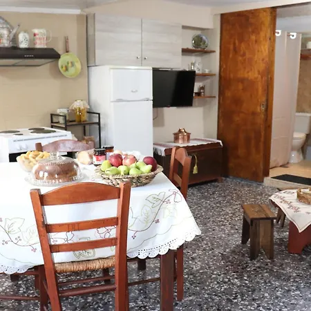 Апартаменты Mary's House *